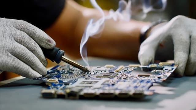 Soldering for FPV Builders